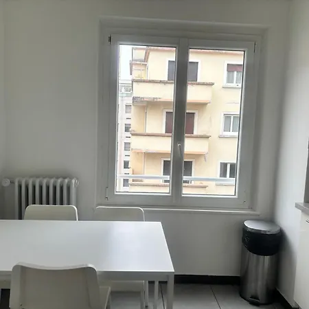 Foret Apartment *